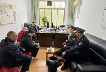 岳塘城管聯(lián)合北控十方開(kāi)展高校食堂廚余垃圾專(zhuān)項(xiàng)整治行動(dòng)