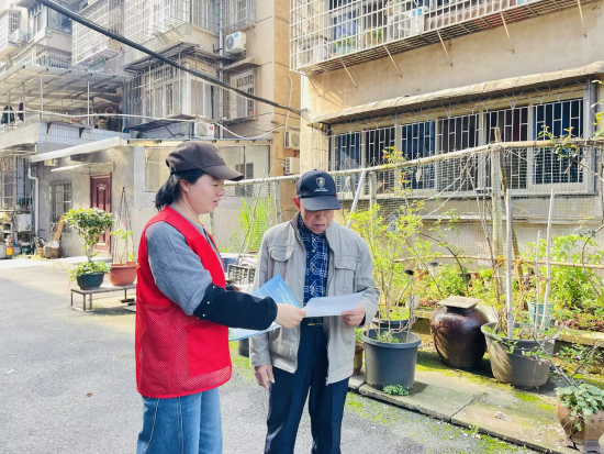 盤龍社區(qū)開展“綠色清明?文明祭祀”宣傳活動