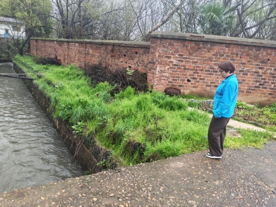橫街社區(qū)開展汛期安全巡查專項行動