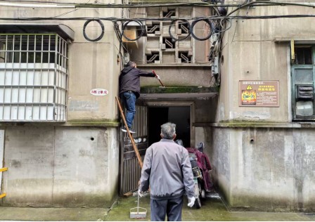 鐵園社區(qū)：黨員鄰長齊上陣 凈美家園踐初心