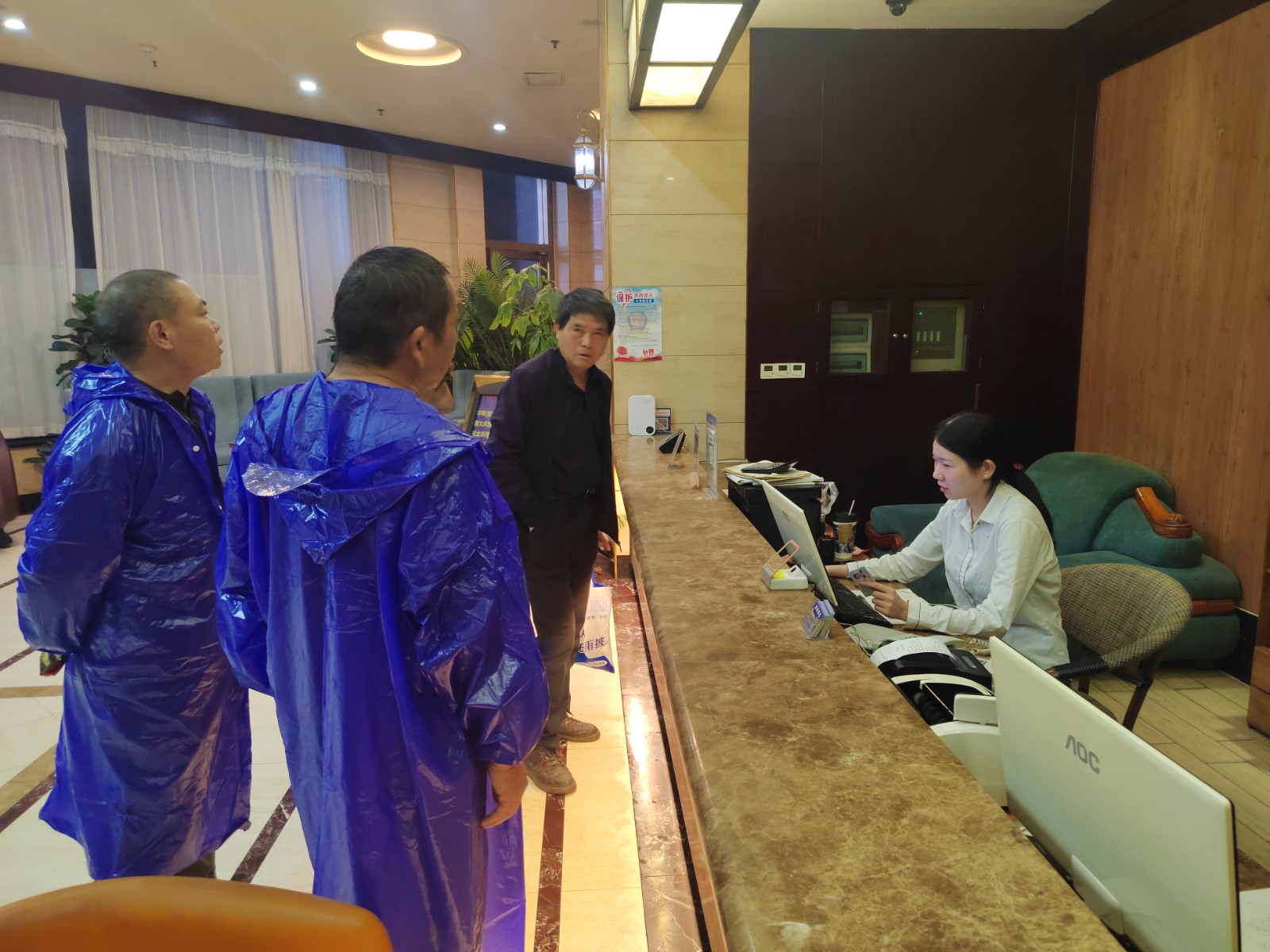 深夜闻令而动 雨夜安全转移——板塘合作社连夜处置地质灾害风险