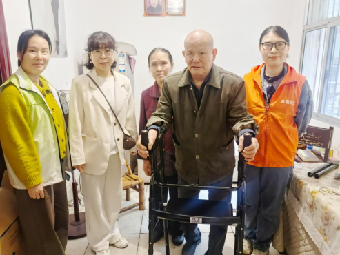 泗神廟社區(qū)：暖心助老 讓愛“行”動