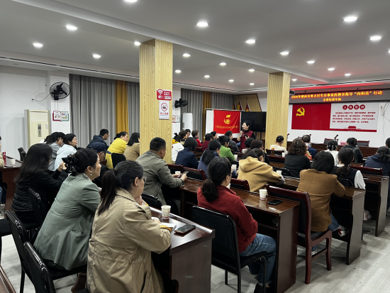 宝塔街道开展2026年省重点民生实事家庭教育“向阳花”专题宣讲