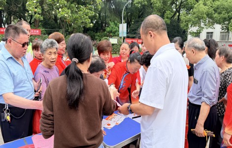 下摄司街道开展“5·12全国防灾减灾日”集中宣传活动