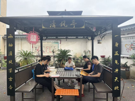 大板房社区：深耕延时微服务 法治书香润邻里