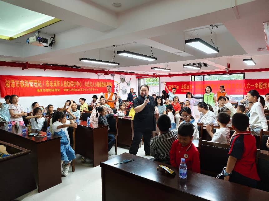歡樂同享 趣玩六一｜搖錢社區(qū)暖心伴童歡度佳節(jié)