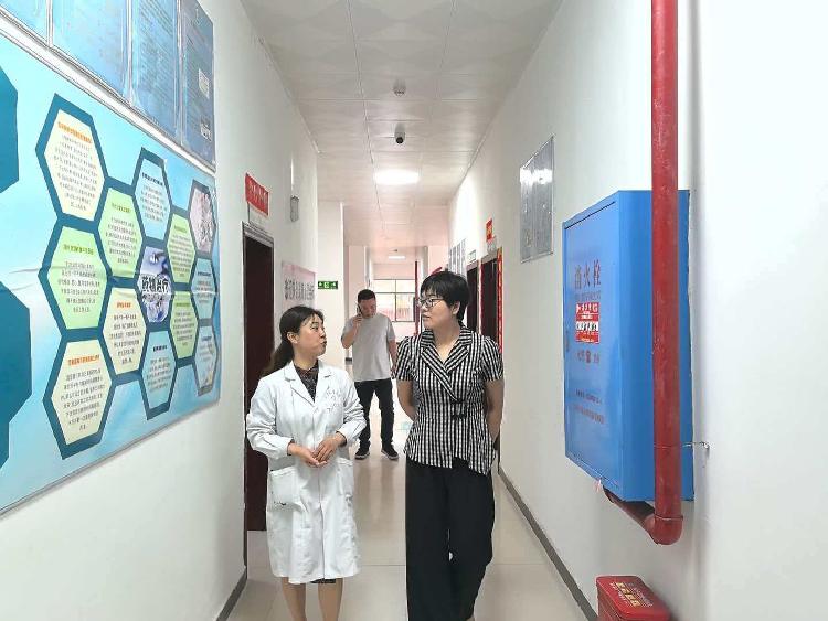 当好“三员”优服务 昭山镇深入推进“企业服务年”行动