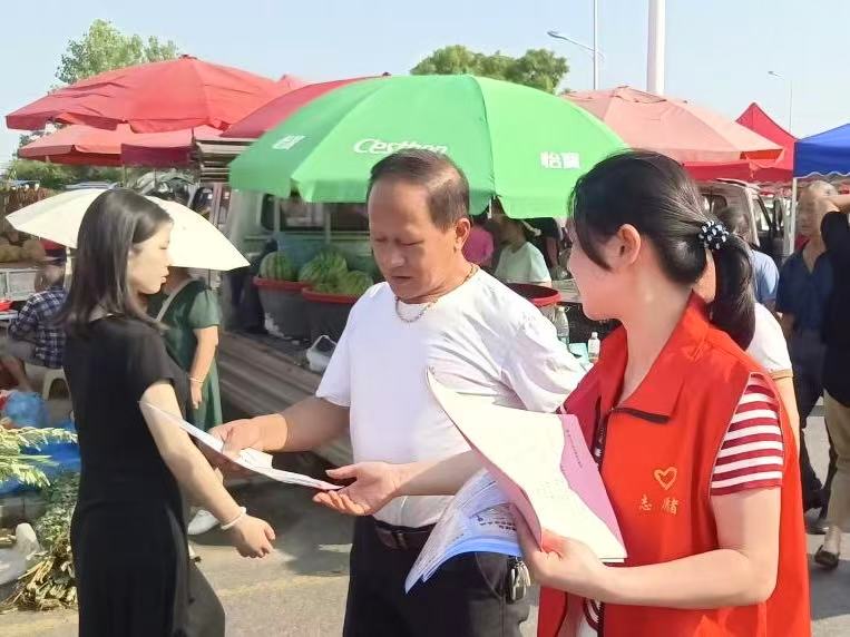 马家河社区建设合作社：反诈宣传进集市 守护群众钱袋子