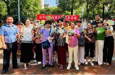 运河社区开展“粽情端午，邻里共情”主题志愿服务活动
