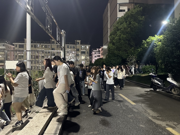 岳塘消防宣传“进学校” 3000余名学生学习消防安全知识
