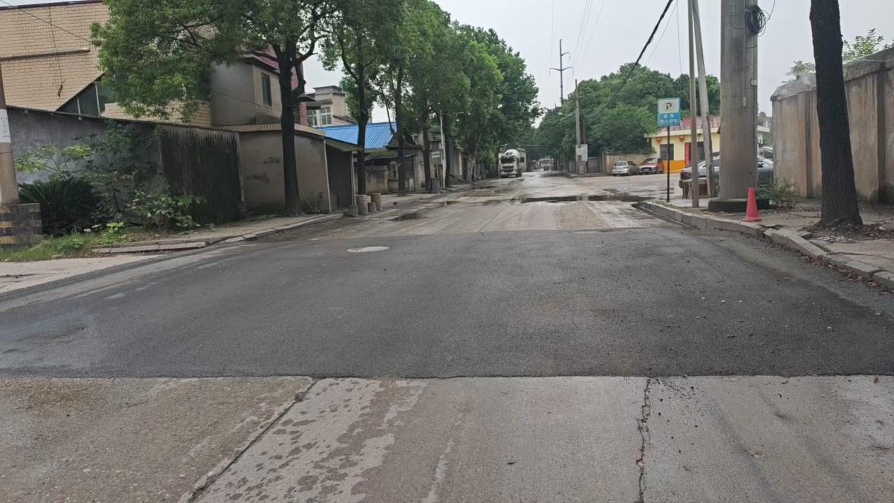 铁牛路维修改造完工 解决群众企业出行难题