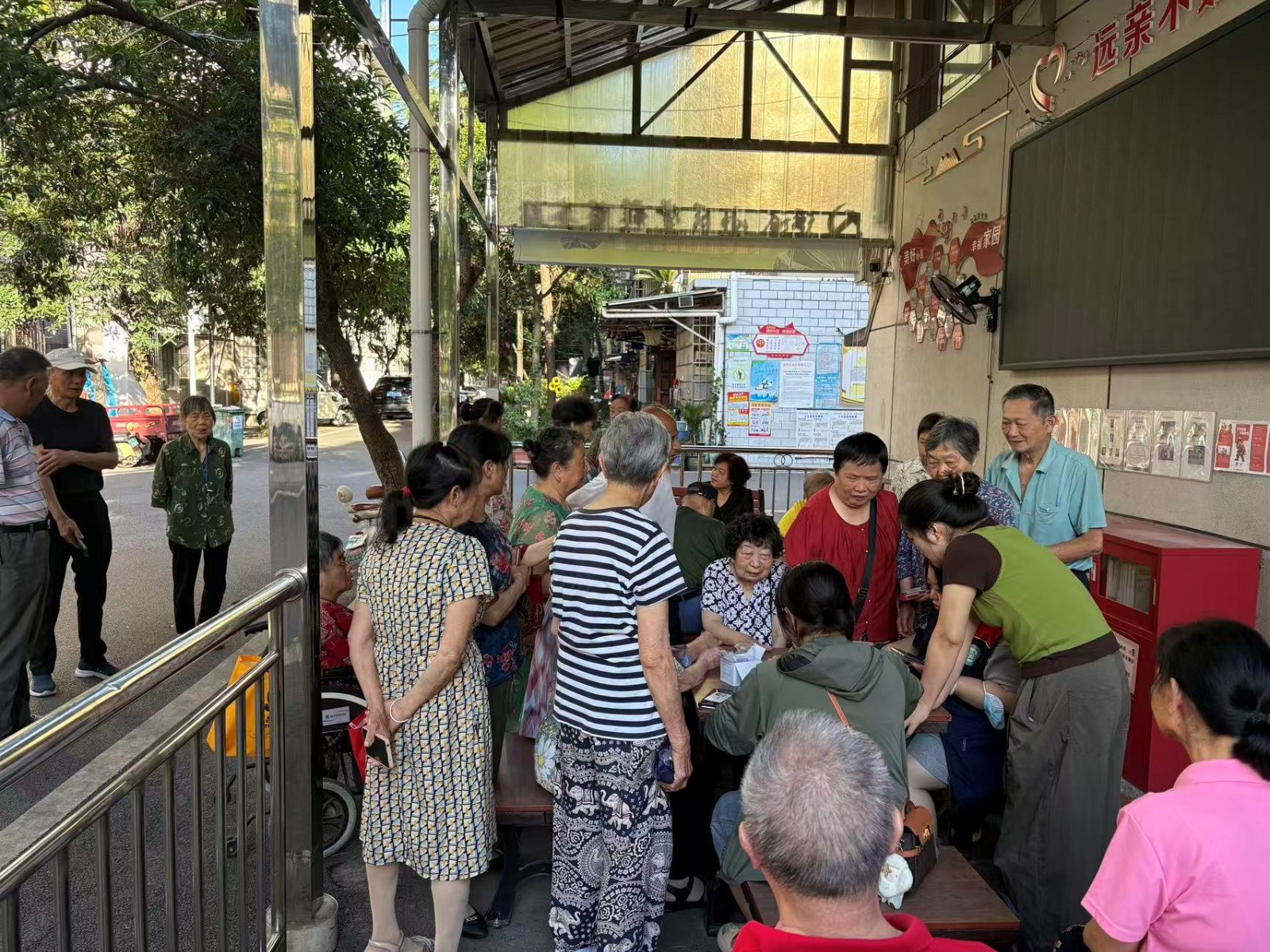 运河社区：多方联动践初心 志愿服务惠民生