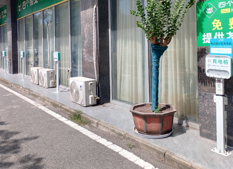 新塘社区专项整治自助麻将馆飞线充电乱象