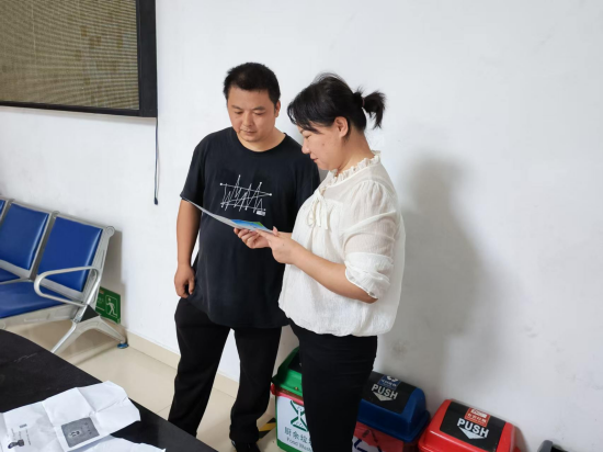 宝塔社区开展电子社保卡申领宣传推广活动