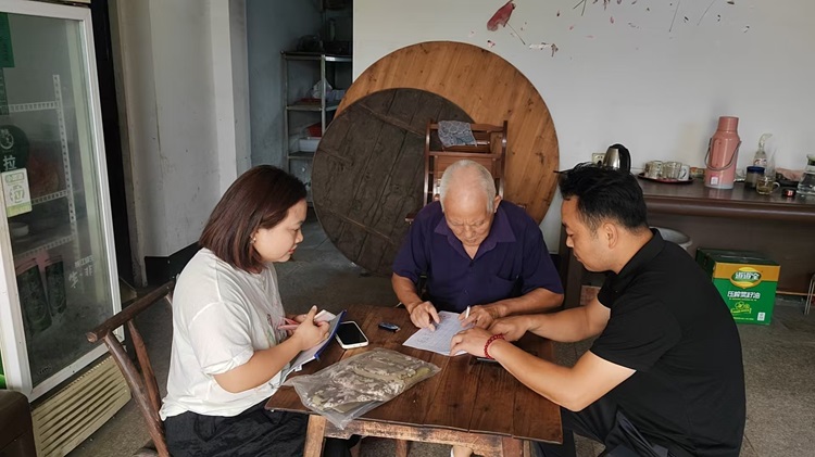 八一慰问送温情 精准服务暖兵心——路口社区扎实开展退役军人走访慰问活动