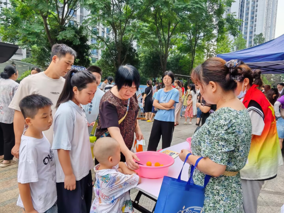 飞机坪社区：夏日缤纷伴成长 平安护航度暑假