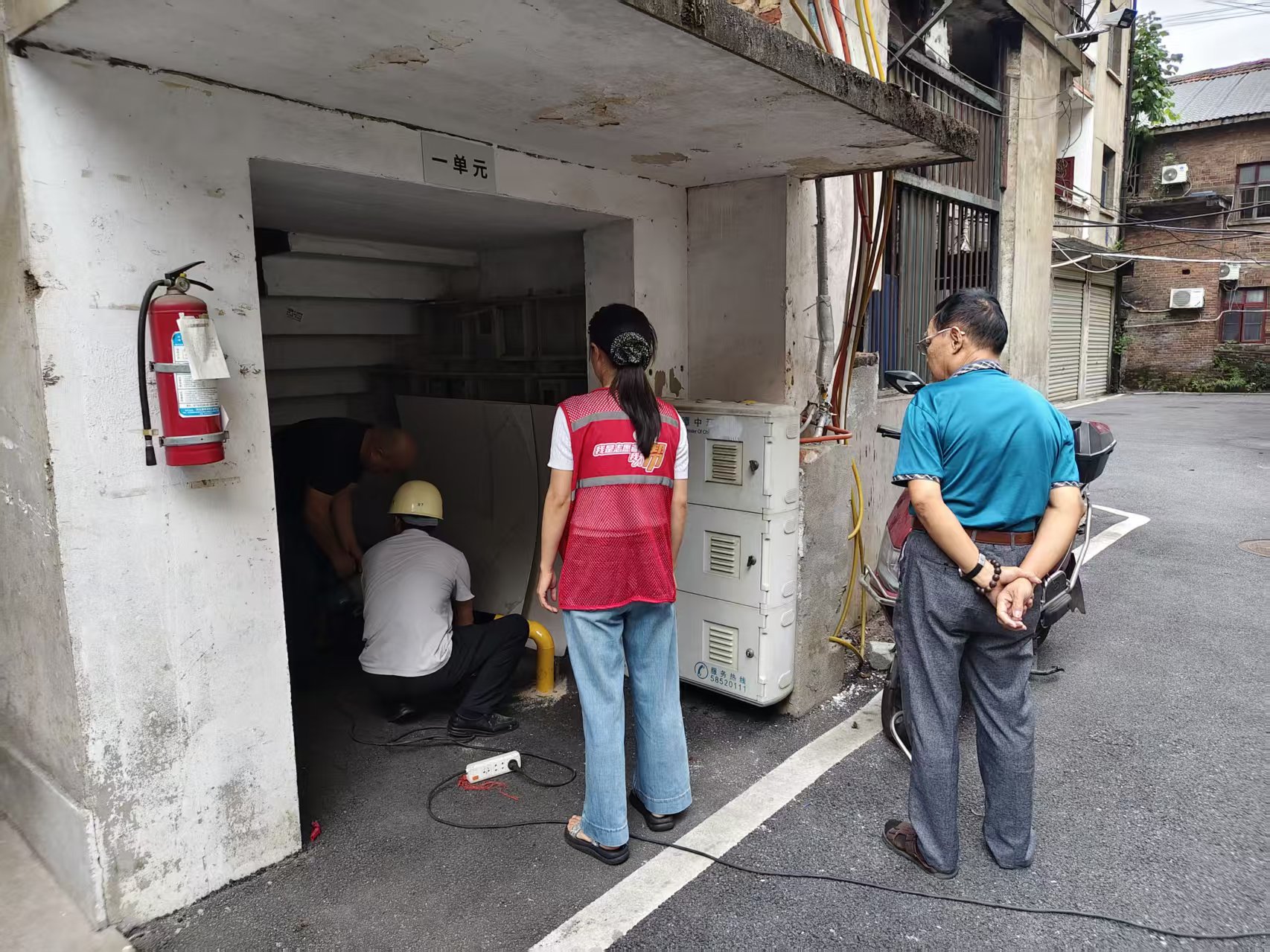 岳塘岭社区多措并举筑牢安全生产防线