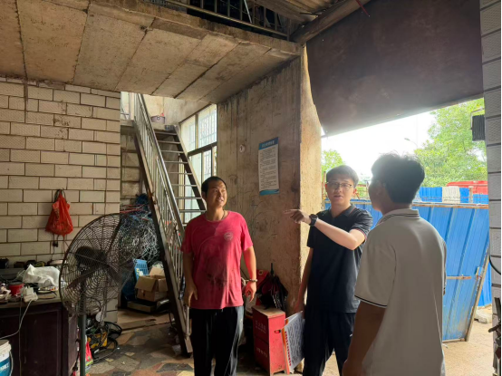 板塘街道开展安全生产专项检查 织密辖区“安全网”