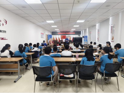 鸦雀塘社区开展青少年禁毒专题讲座