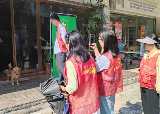 牵好文明绳 共建好家园——长塘社区开展文明养犬宣传活动