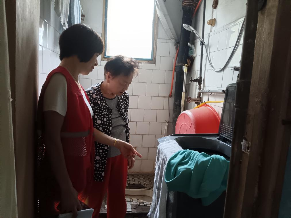 新塘社区：暖心志愿红 服务千万家